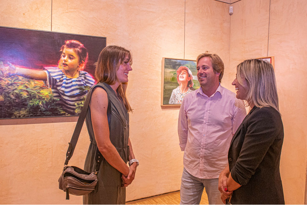 Beatriz Marcos muestra su obra vital y emotiva en el Centro de Arte Contemporáneo de Reocín ReocinExpoMarcosInauguracion