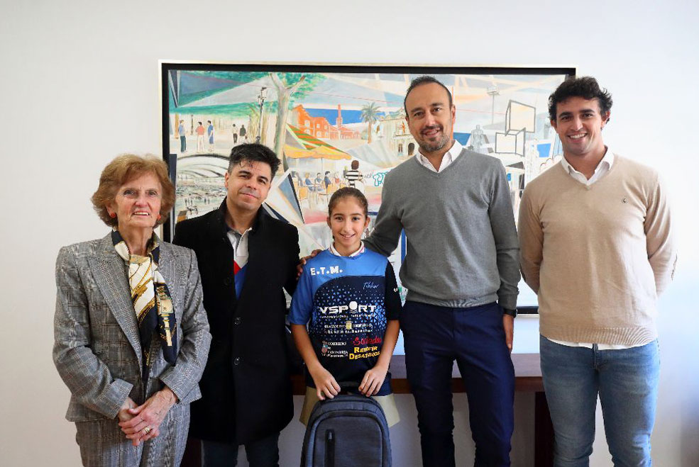Recepción a la jugadora de la ETM Eloísa Barreda por sus éxitos con la selección española U11 ETMEloisaBarredaRecepcion