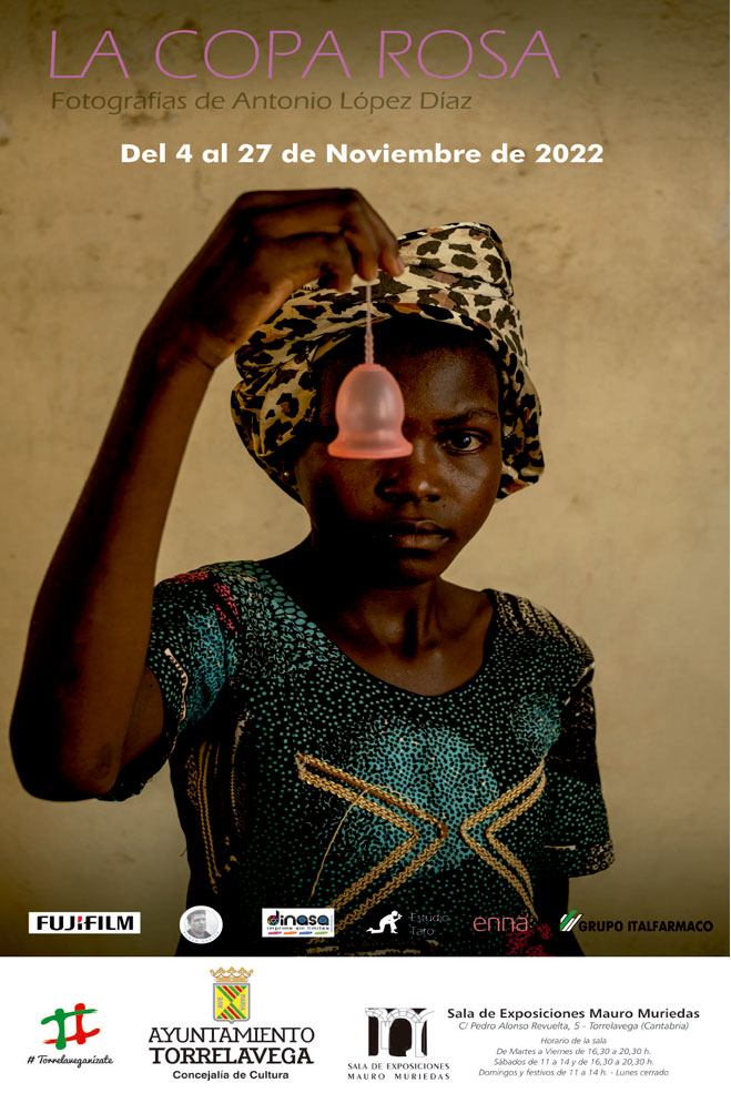 La exposición ‘La Copa Rosa’ plasma un proyecto para luchar con el estigma de la menstruación en Chad ExpoLaCopaRosa