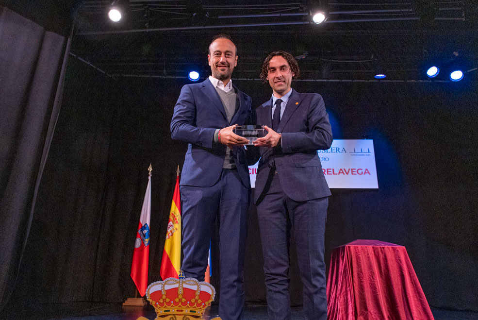 Torrelavega recibe el IX Premio Muslera por sus más de 125 años de implicación con los bolos PremioMusleraAlcalde