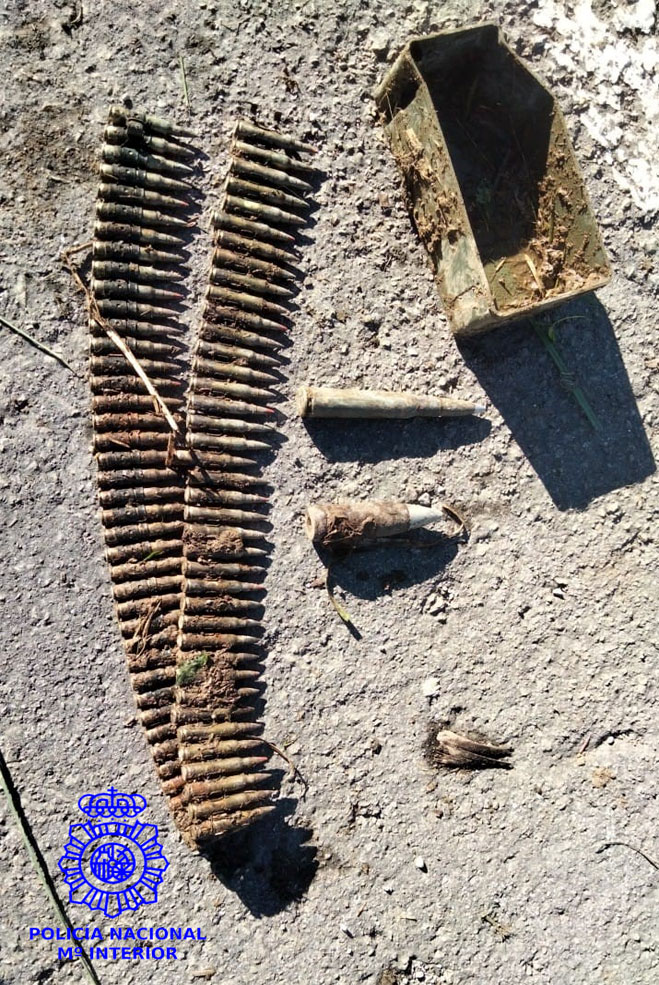 PoliciaproyectilesGanzo