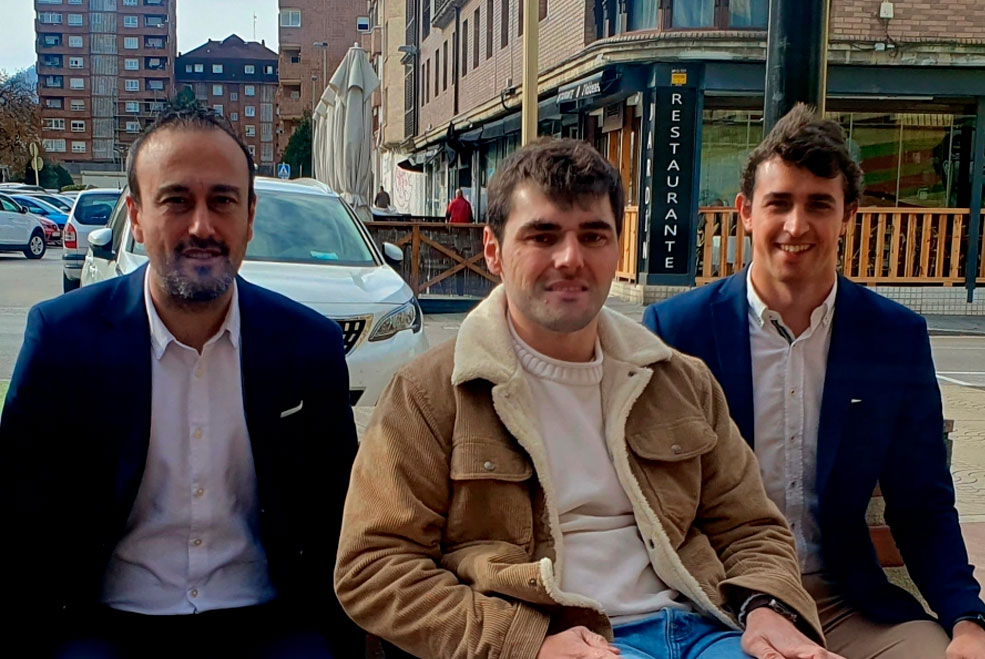 Proyección de ’13 exorcismos’ con el actor torrelaveguense Pablo Revuelta ActorPabloRevueta