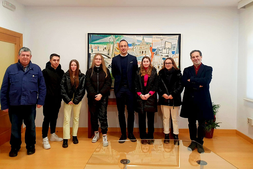 Alumnos del IES Zapatón participan en el proyecto CanSat de la Agencia Espacial Europea IESZapatonCanSat