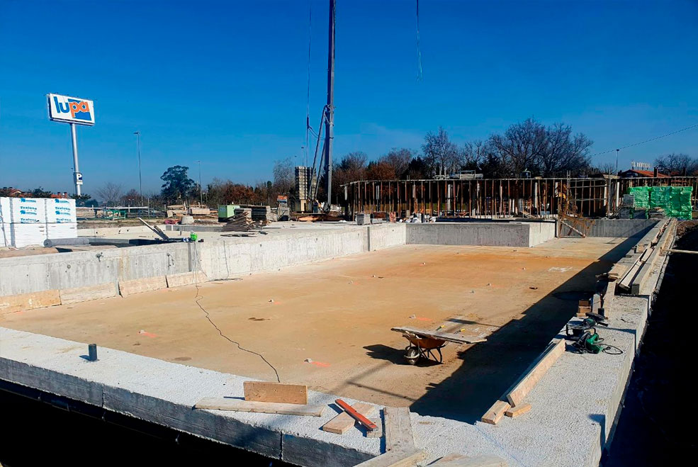 Las piscinas de verano estarán acabadas en mayo PiscinaTanosObrasVIsita