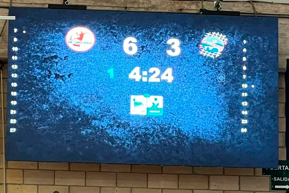 Instalados los nuevos videomarcadores del pabellón Vicente Trueba VideomarcadoresTrueba