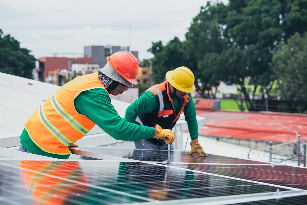Torrelavega tendrá un Centro Integrado de Formación Profesional de Energías Renovables panelessolares