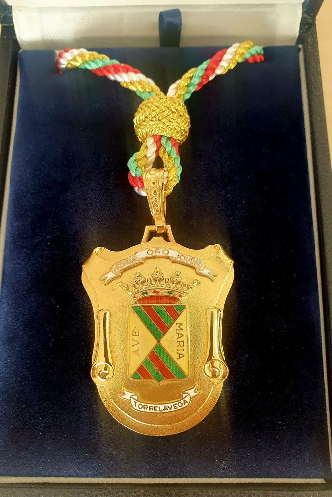La Congregación de los Sagrados Corazones recibe la Medalla de Oro de Torrelavega el 29 de marzo MedallaOro