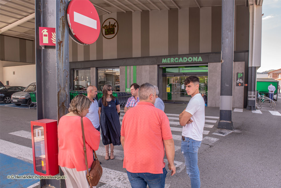 AIGAS denuncia un posible ‘cártel de la leche’ y sospecha de la entrada de subproductos lácteos AigasConcentracionMercadona