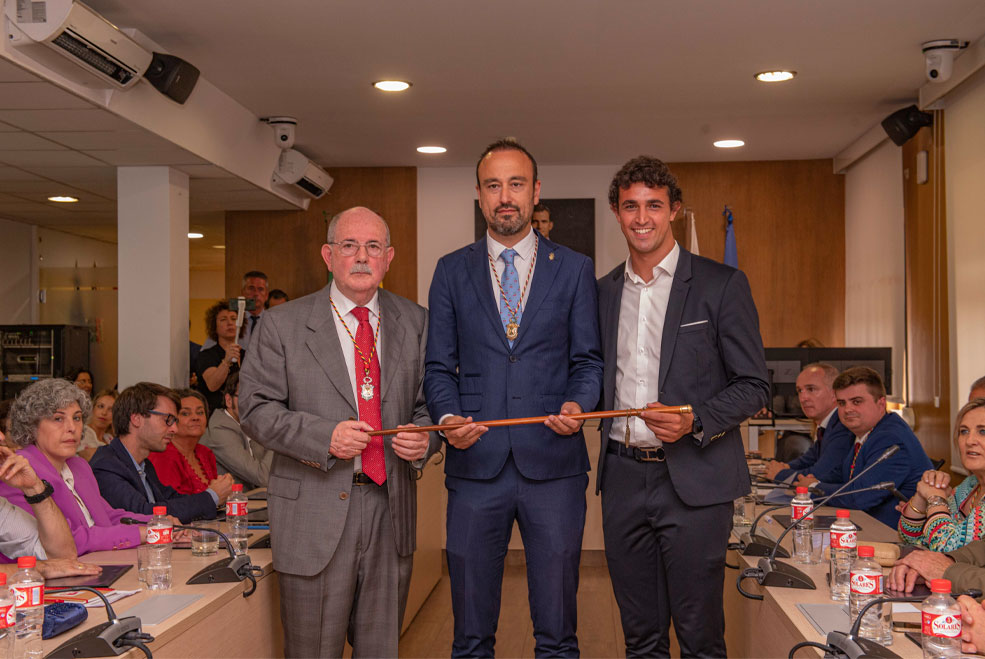 PlenoInvestiduraBastonmando