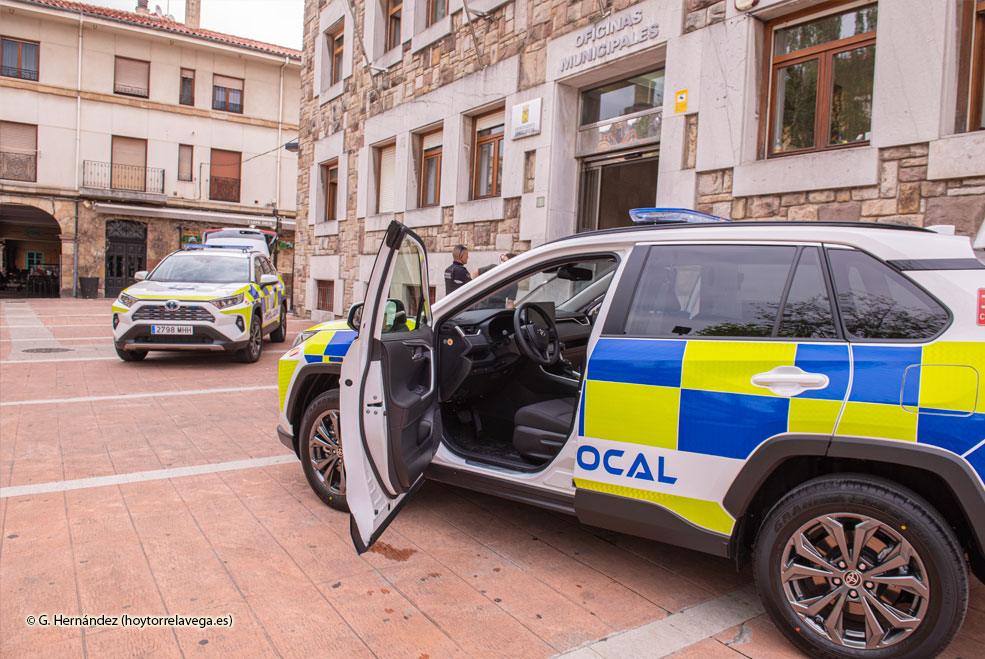 PoliciaLocalCochesHibridos