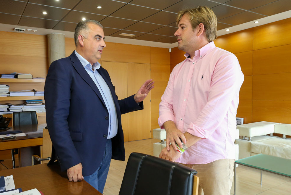 El Gobierno mejorará el acceso al Parque Empresarial Besaya en Puente San Miguel ReocinAlcaldeConsejeroFomento