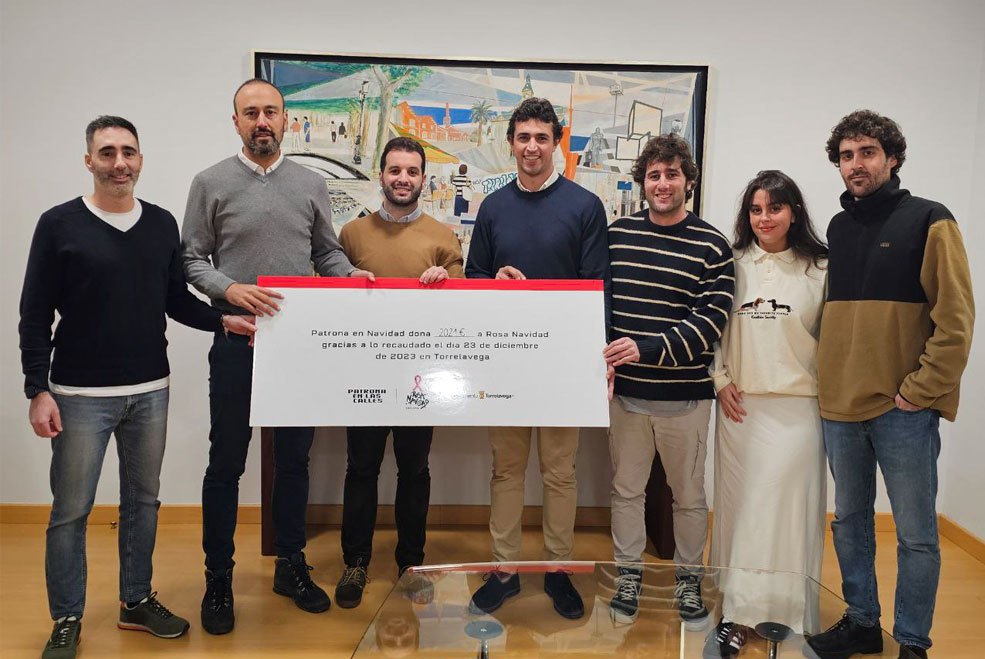 PatronaNavidadentregadonacion