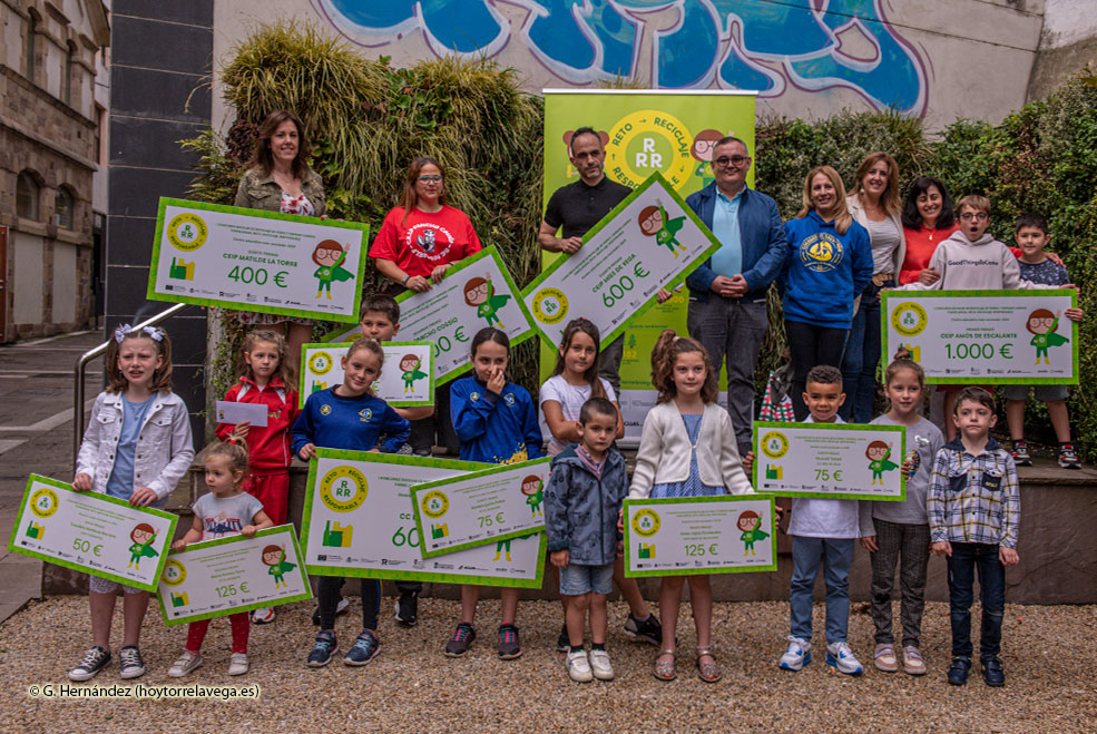 Los colegios de Torrelavega consiguen un éxito de reciclaje ConcursoReciclajeganadores