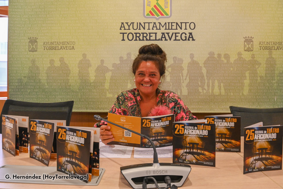 El Festival de Teatro Aficionado cumple 25 años EstherVelezTeatroAficionado2024