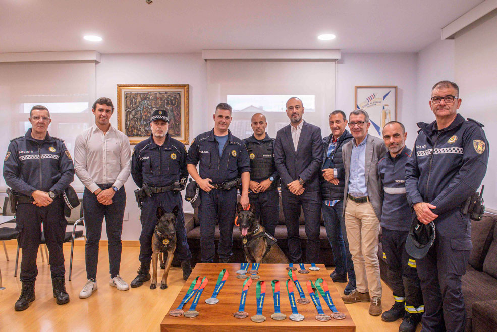 Torrelavega logra 17 medallas en los X Juegos Europeos de Policías y Bomberos RecepcionPoliciasBomberosMedallistas