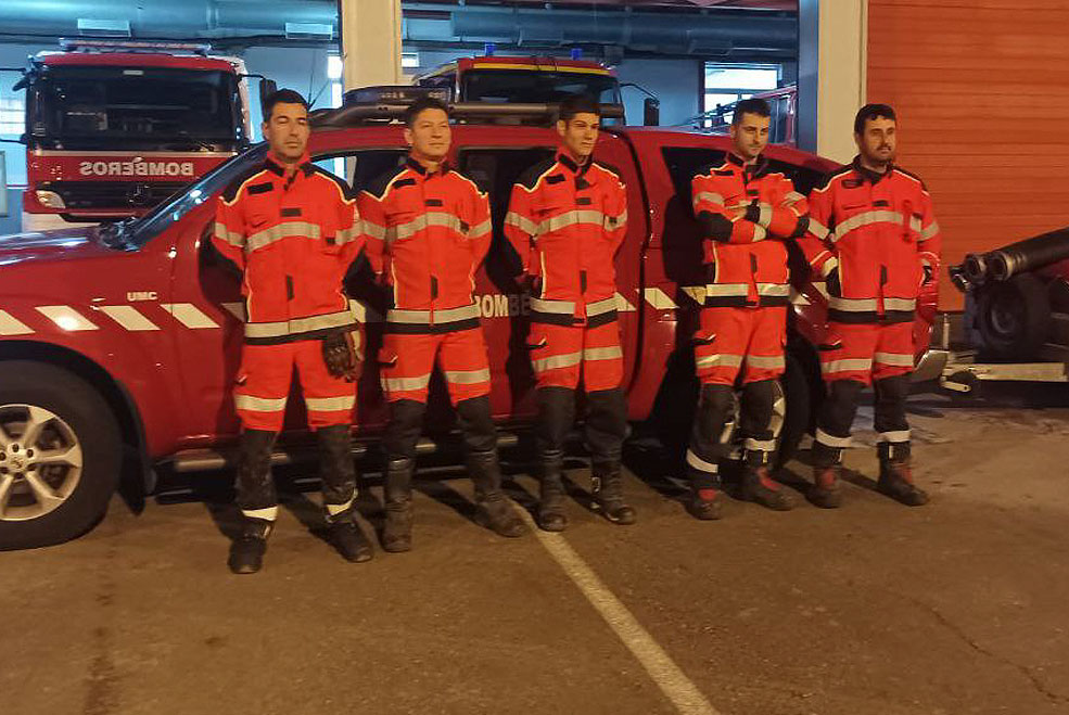 Los bomberos de Torrelavega ya están camino a Valencia para ayudar a los afectados por la DANA BomberosVoluntariosDANA