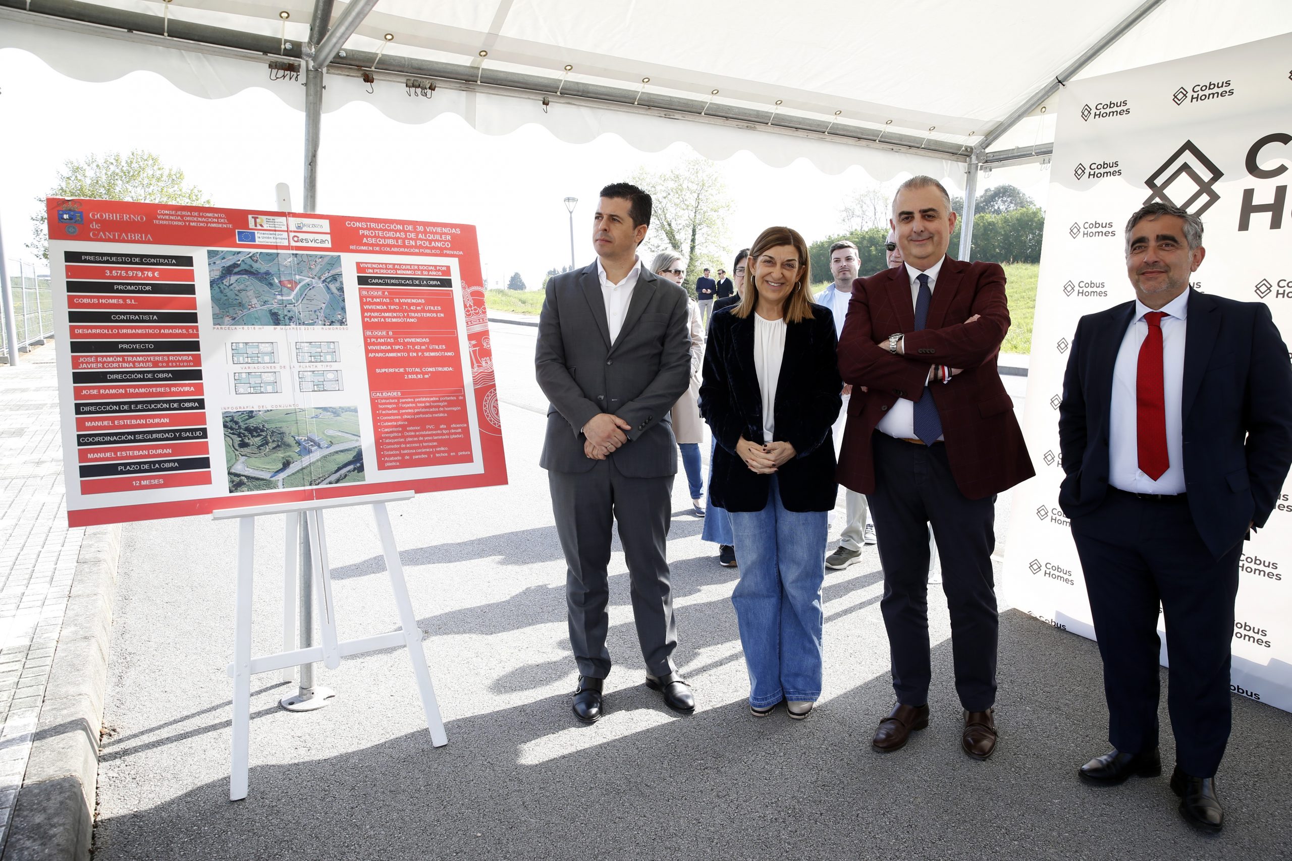 Buruaga asiste al comienzo de la construcción de 30 viviendas públicas para alquiler asequible en Polanco