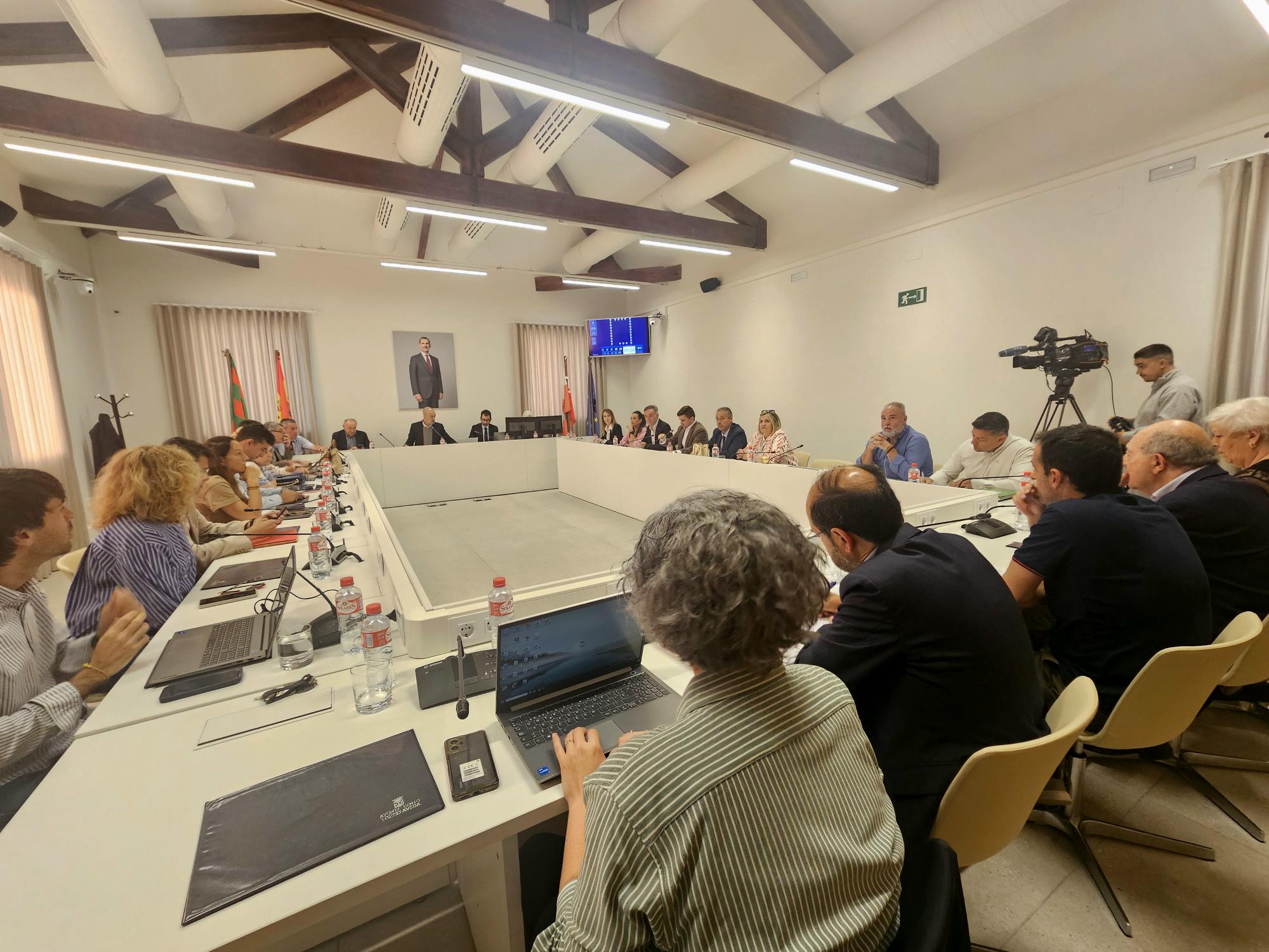 La moción del PP sobre la gestión política de la ciudad solo consigue el apoyo de IU-Podemos