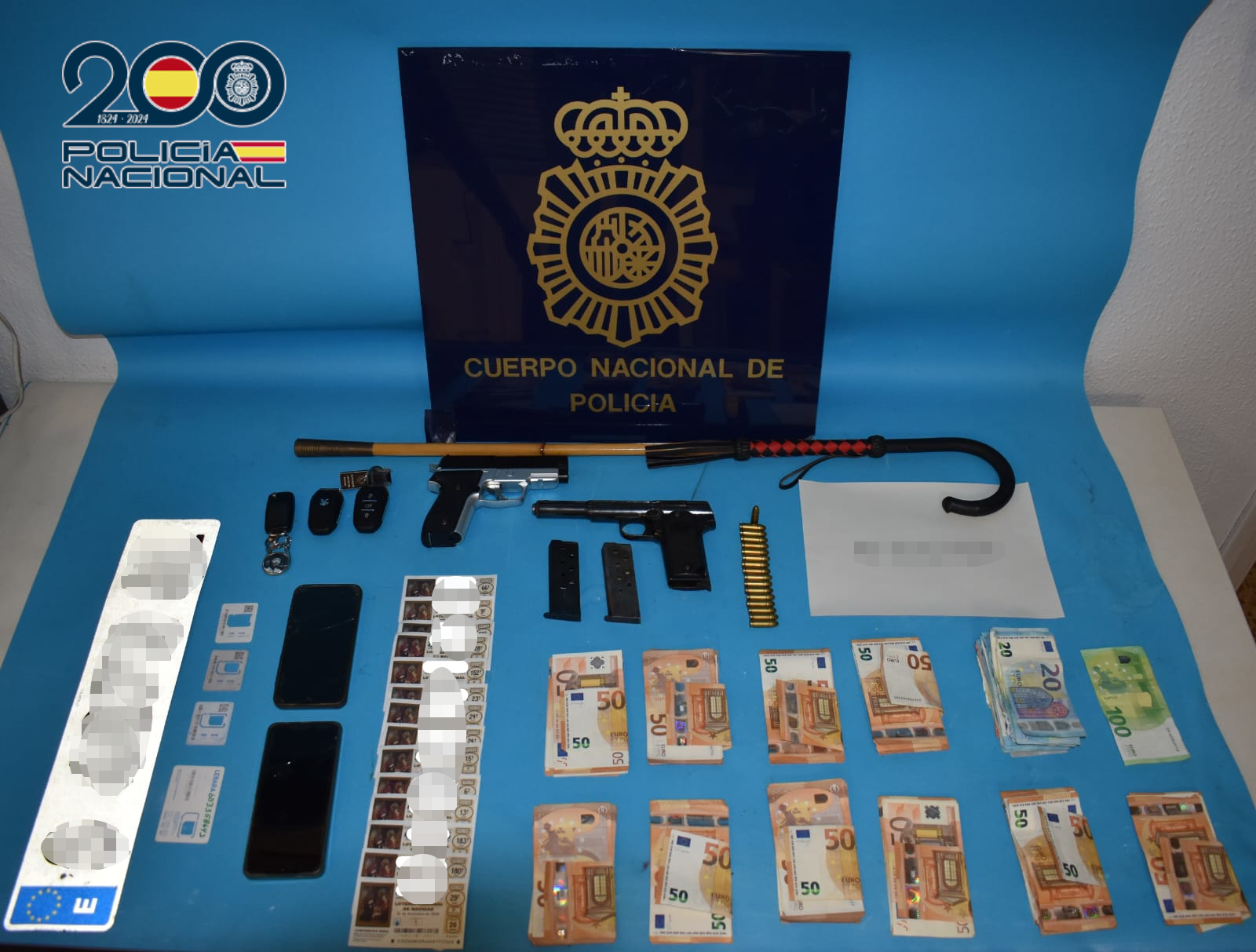 Detenida una pareja por tráfico de drogas, tenencia ilícita de armas, blanqueo de capitales y falsedad documental